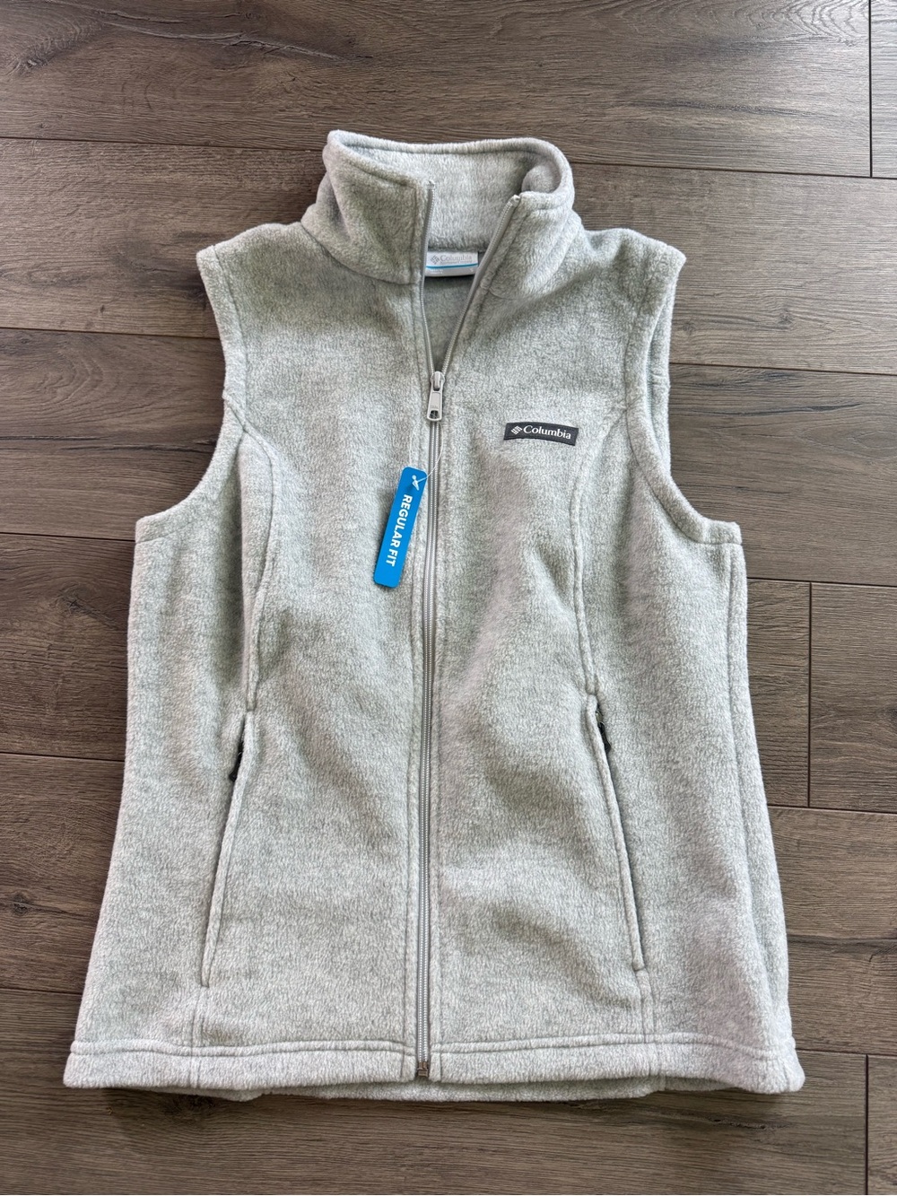 Columbia Light Gray Fleece Vest - Full Zip - women’s small